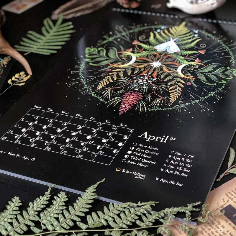 Meryn™ - Dunkler Wald-Mondkalender | 50% Rabatt - Image 4
